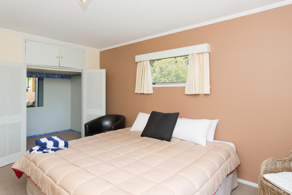 Waitangi Beach House Szoba fotó