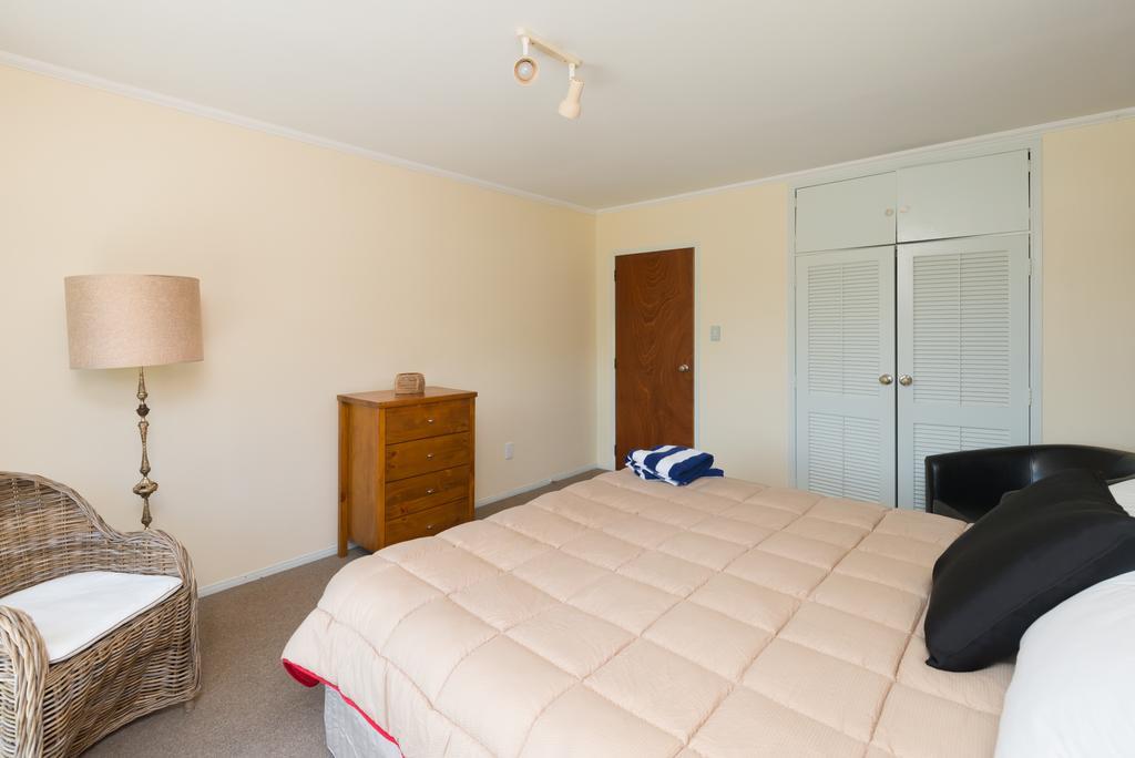 Waitangi Beach House Szoba fotó